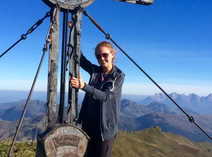 Landhof Aigner Pensión 3*